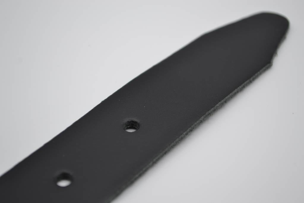 ZWARTE LEREN SPLIT RIEM 35mm VERKOOPPRIJS: 29,95,-