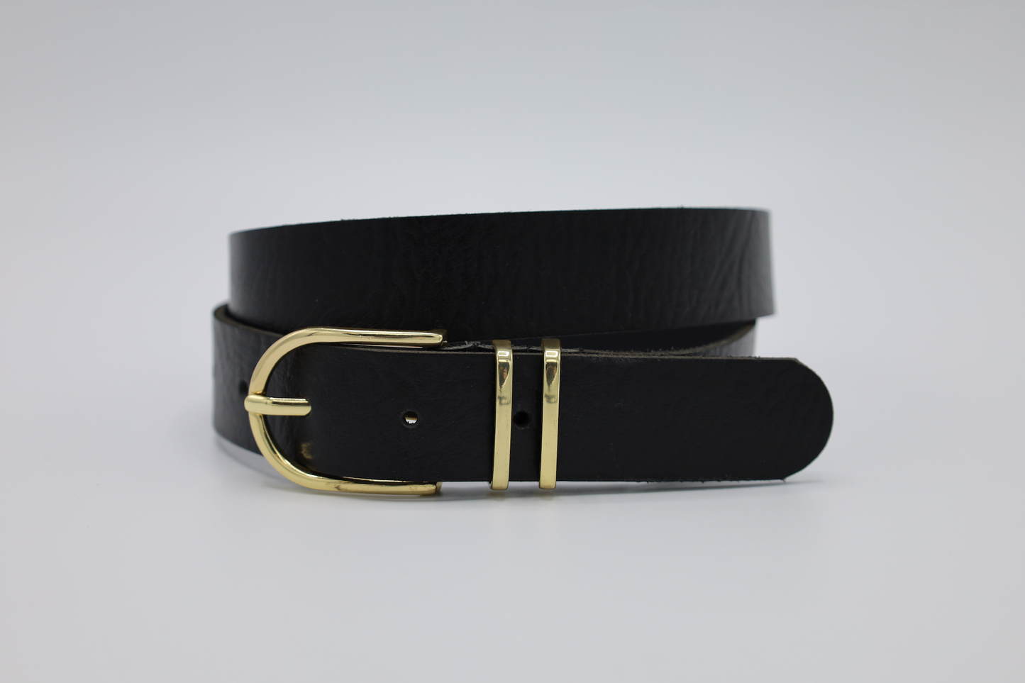 30MM ECHT LEDEREN RIEM MET DUBBELE GOUDEN LUS VERKOOPPRIJS: 21,00,-
