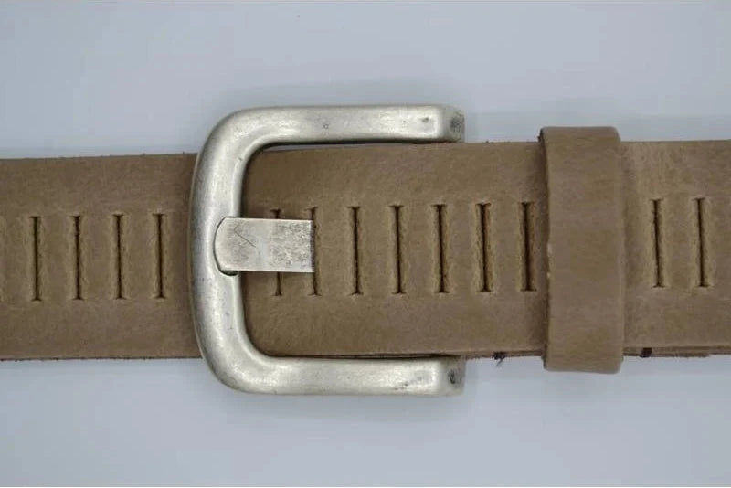SPLIT LEREN RIEM 40mm TAUPE PERFORATIE RIEM VERKOOPPRIJS: 29,95,-