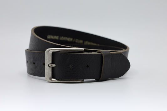 4CM BREDE ZWARTE STOERE RIEM MET OUD ZILVEREN GESP VERKOOPPRIJS: 28,50,-