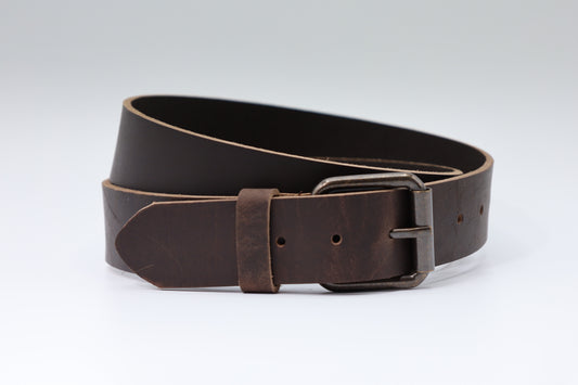 4CM BREDE ECHT LEDEREN BRUINE RIEM MET OUD ZILVEREN GESP VERKOOPPRIJS: 24,00,-