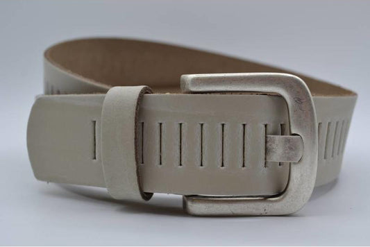 SPLIT LEREN RIEM 40mm ECRU PERFORATIE RIEM  VERKOOPPRIJS: 29,95,-