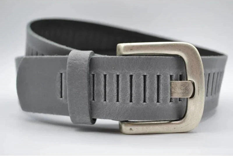 SPLIT LEREN RIEM 40mm GRIJZE PERFORATIE RIEM  VERKOOPPRIJS: 29,95,-