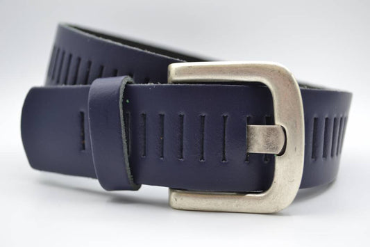SPLIT LEREN RIEM 40mm DONKER BLAUW PERFORATIE RIEM   VERKOOPPRIJS: 29,95,-
