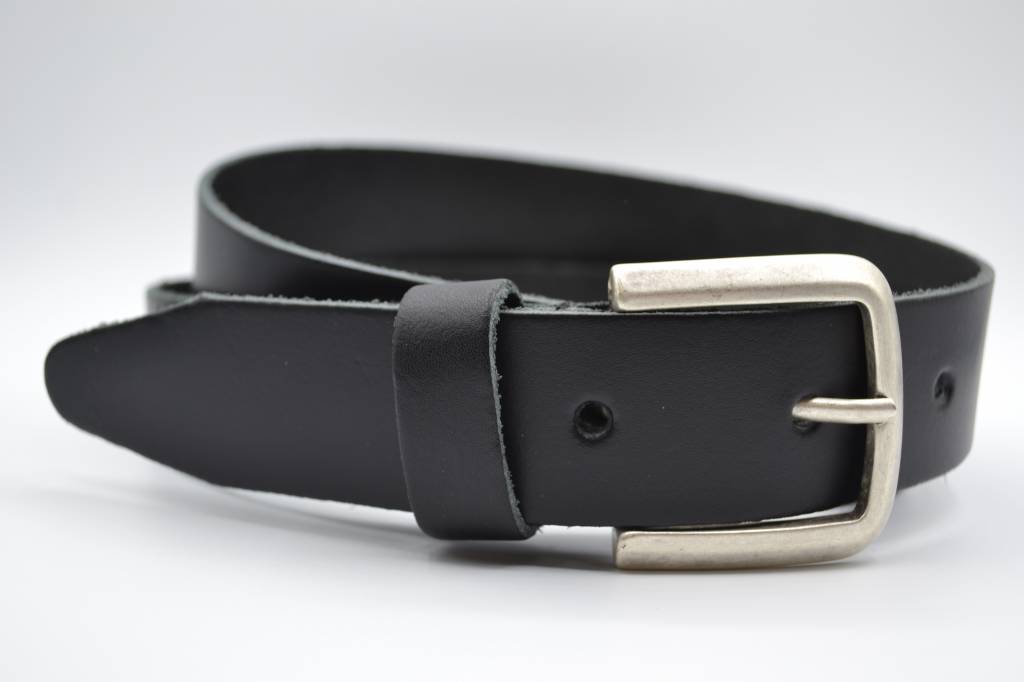 ZWARTE LEREN SPLIT RIEM 35mm  VERKOOPPRIJS: 29,95,-