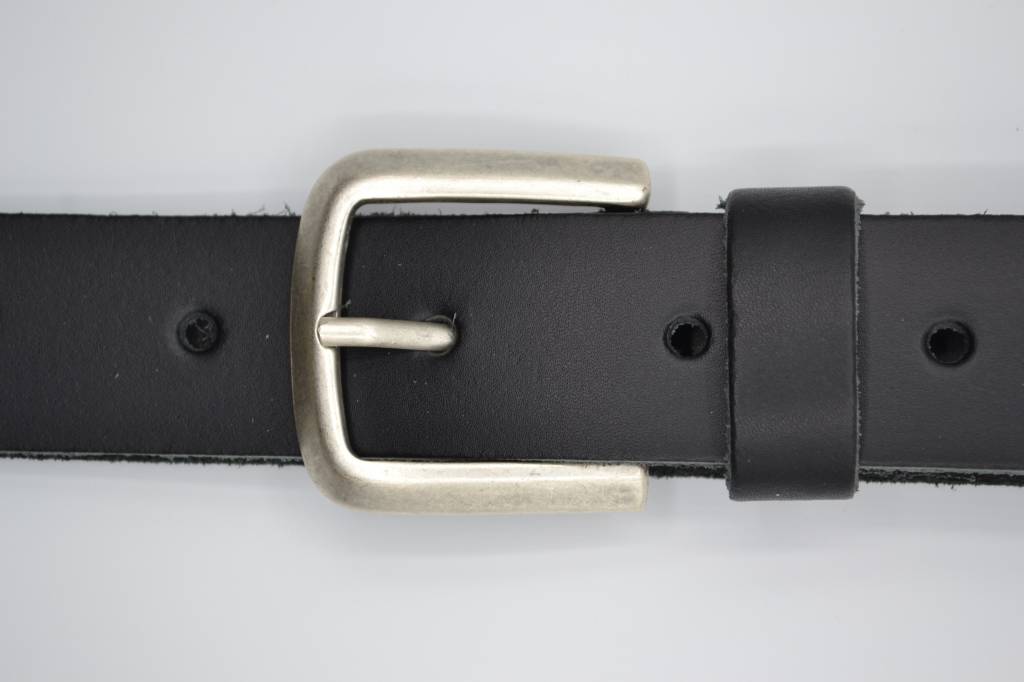 ZWARTE LEREN SPLIT RIEM 35mm  VERKOOPPRIJS: 29,95,-