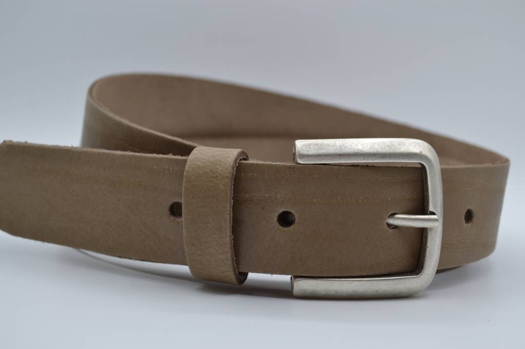 TAUPE LEREN SPLIT RIEM 35mm VERKOOPPRIJS: 29,95,-