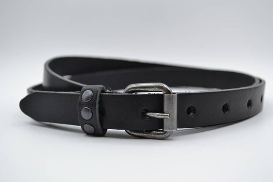 ZWARTE 20MM BREDE RIEM MET STUDS OP LUS VERKOOPPRIJS: 19,95,-